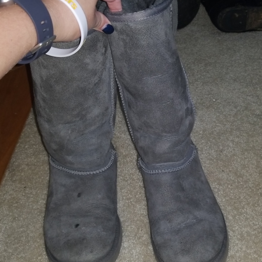 Gray tall uggs